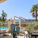 Villa Raphael