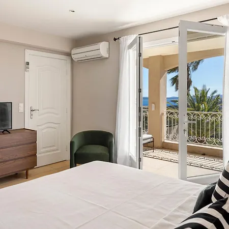 Raphael Les Issambres