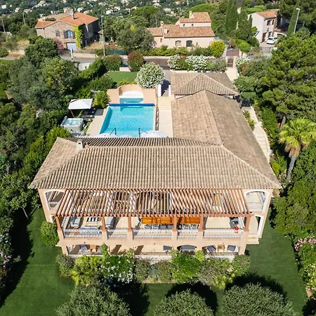 Raphael Villa