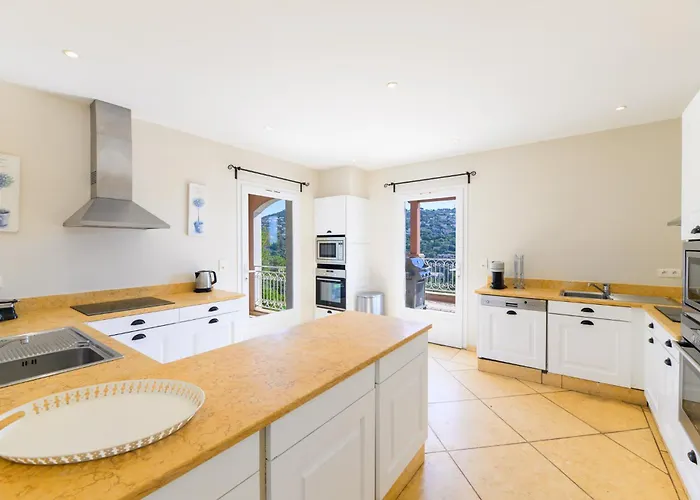 Raphael レ・ズィサンブル